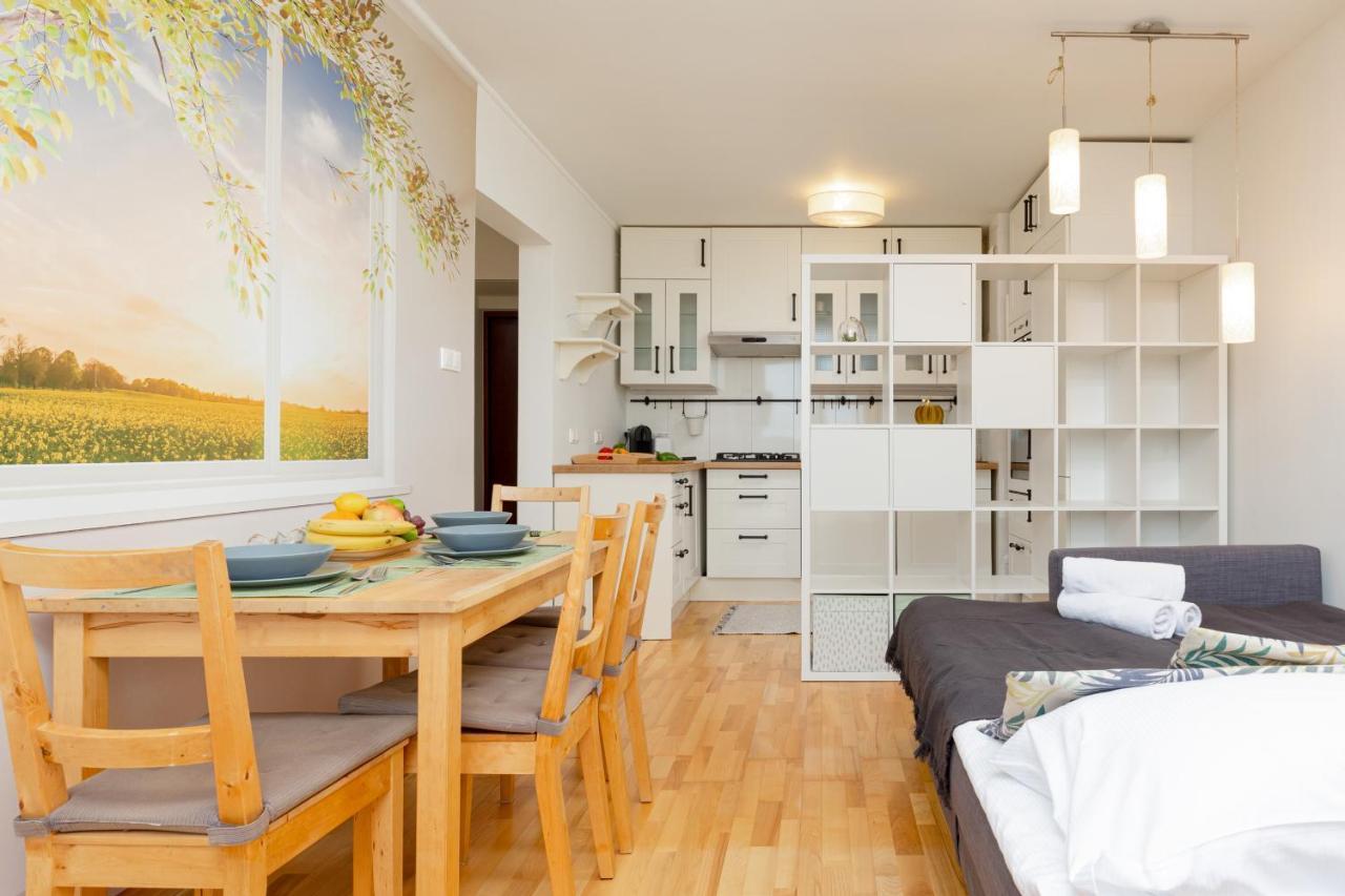 Apartment Grzybowska By Noclegi Renters ワルシャワ エクステリア 写真