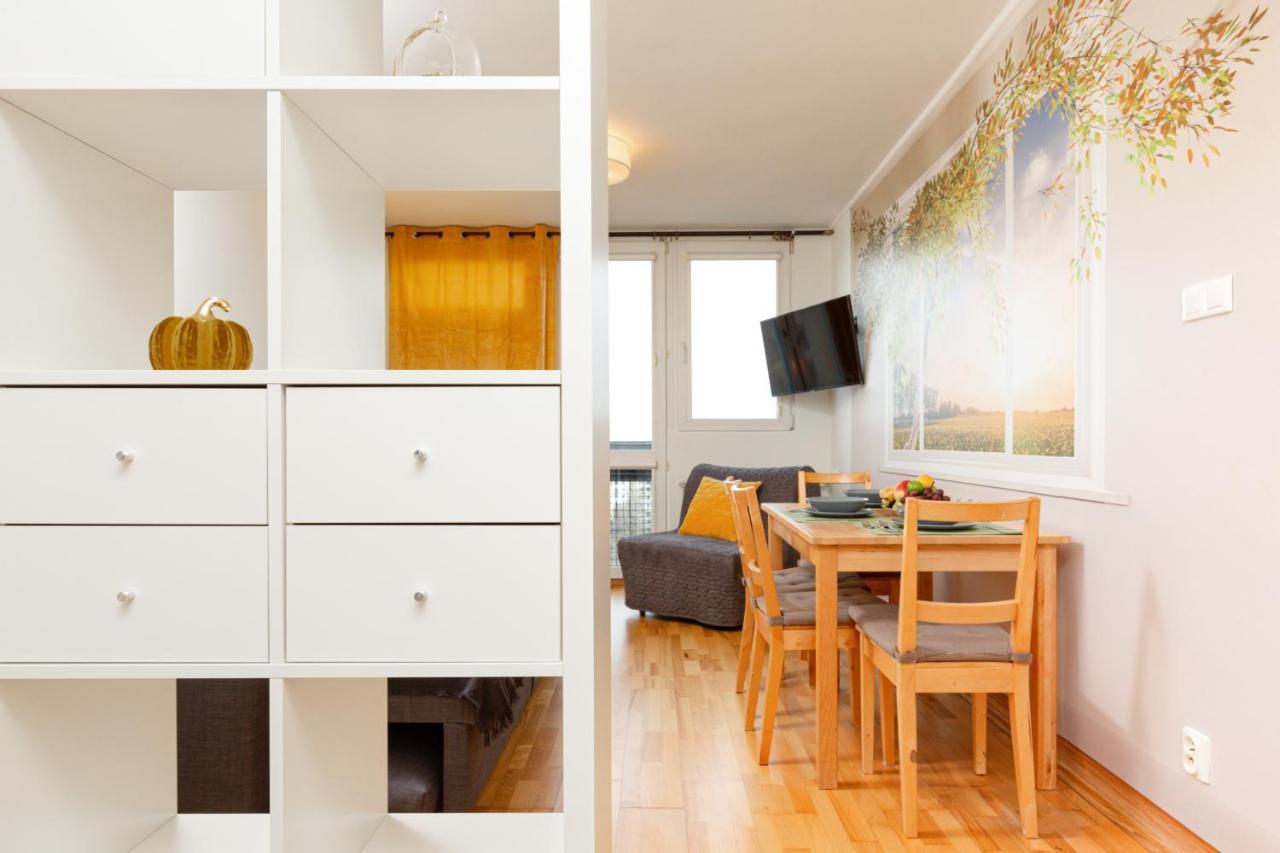 Apartment Grzybowska By Noclegi Renters ワルシャワ エクステリア 写真